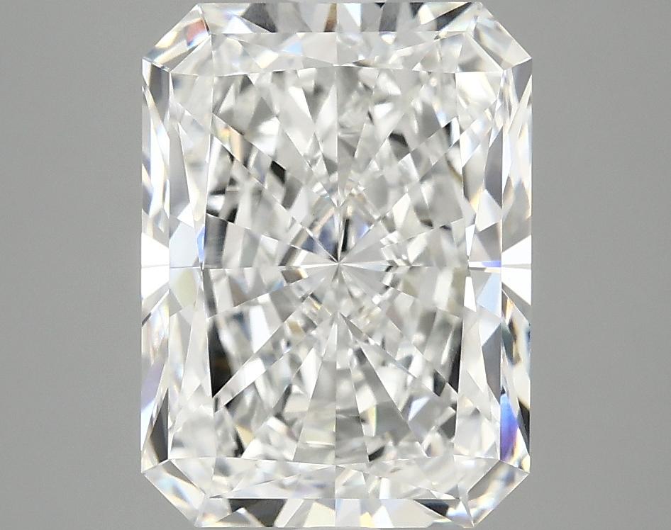 4.01 Carat Radiant Shaped Excellent Cut VVS2 IGI Certified Lab Grown Diamond