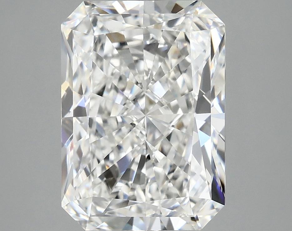 3.81 Carat Radiant Shaped Excellent Cut VS1 IGI Certified Lab Grown Diamond