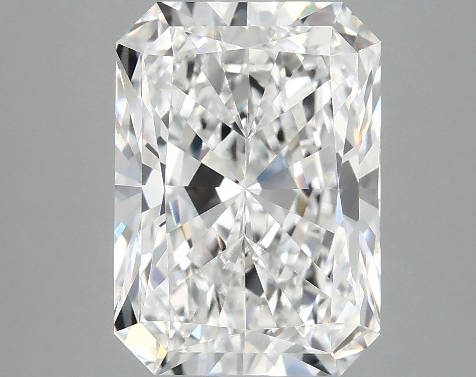 4.07 Carat Radiant Shaped Ideal Cut VVS2 IGI Certified Lab Grown Diamond