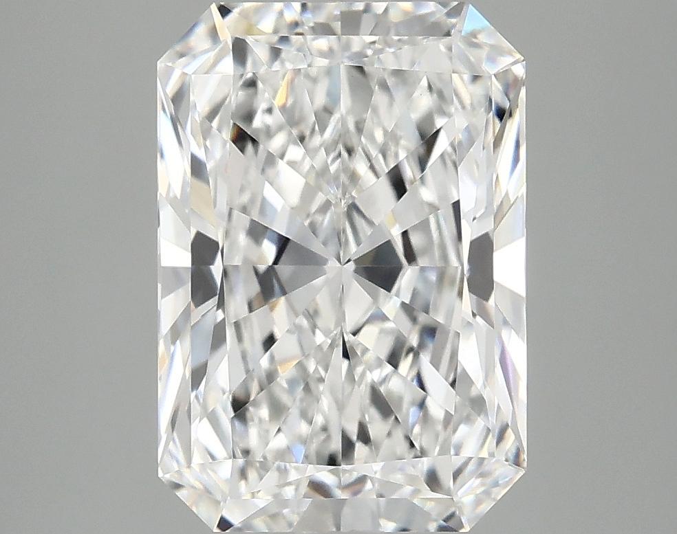 3.93 Carat Radiant Shaped Ideal Cut VVS2 IGI Certified Lab Grown Diamond