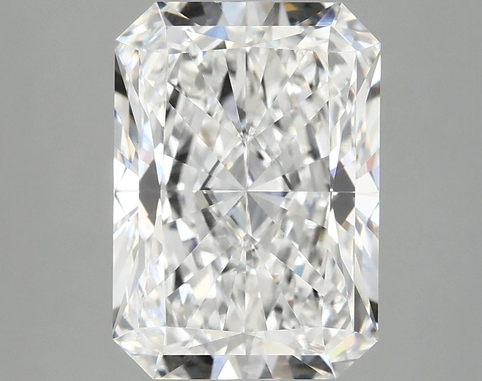 3.98 Carat Radiant Shaped Ideal Cut VVS2 IGI Certified Lab Grown Diamond