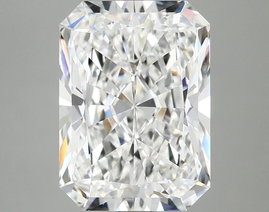 4.19 Carat Radiant Shaped Ideal Cut VVS2 IGI Certified Lab Grown Diamond