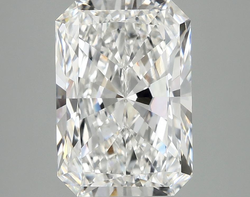 3.77 Carat Radiant Shaped Ideal Cut VVS2 IGI Certified Lab Grown Diamond