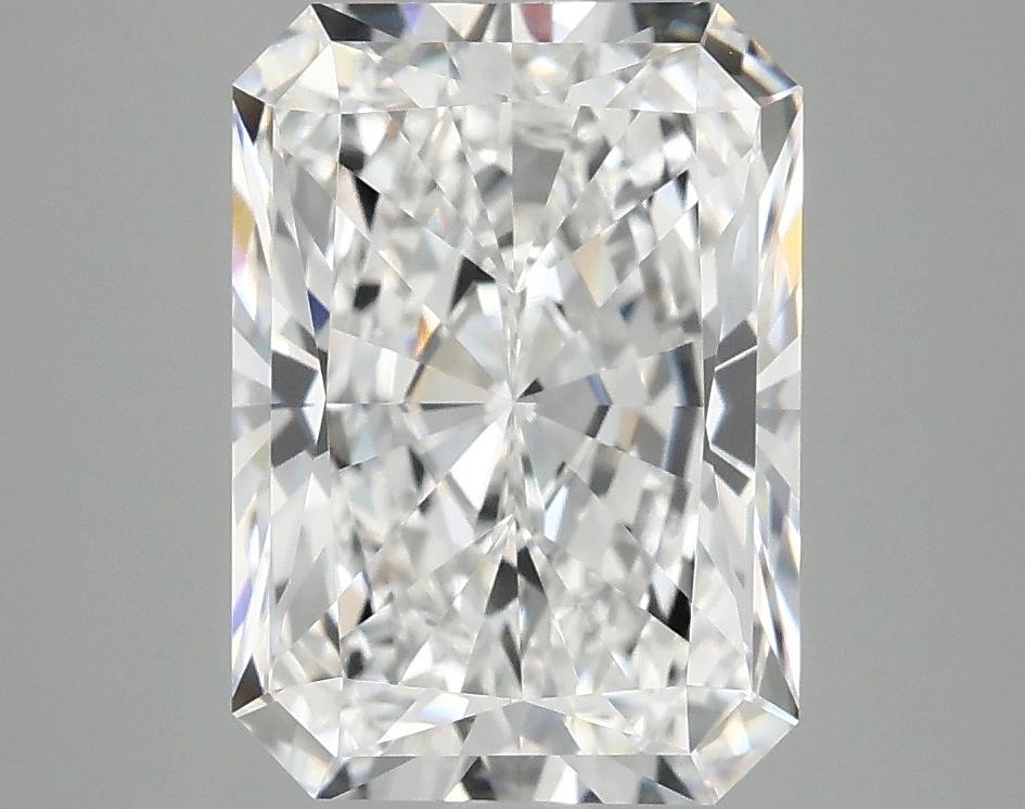 3.9 Carat Radiant Shaped Ideal Cut VVS2 IGI Certified Lab Grown Diamond