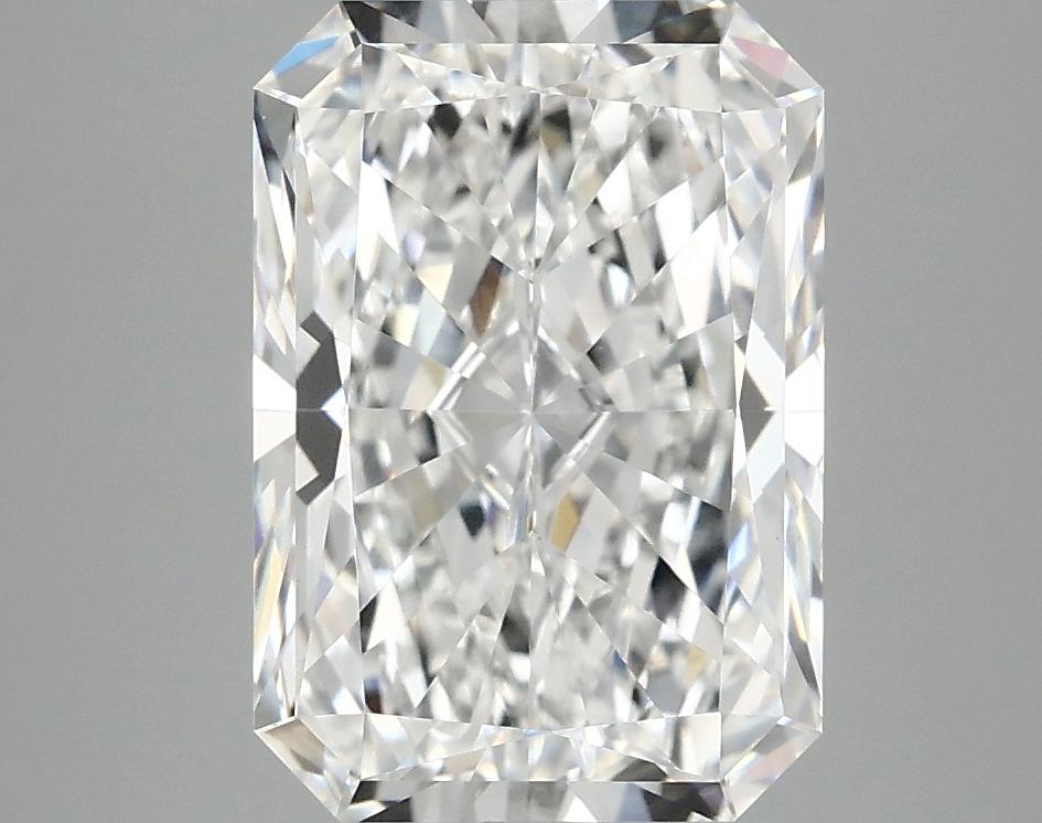 3.92 Carat Radiant Shaped Ideal Cut VVS2 IGI Certified Lab Grown Diamond