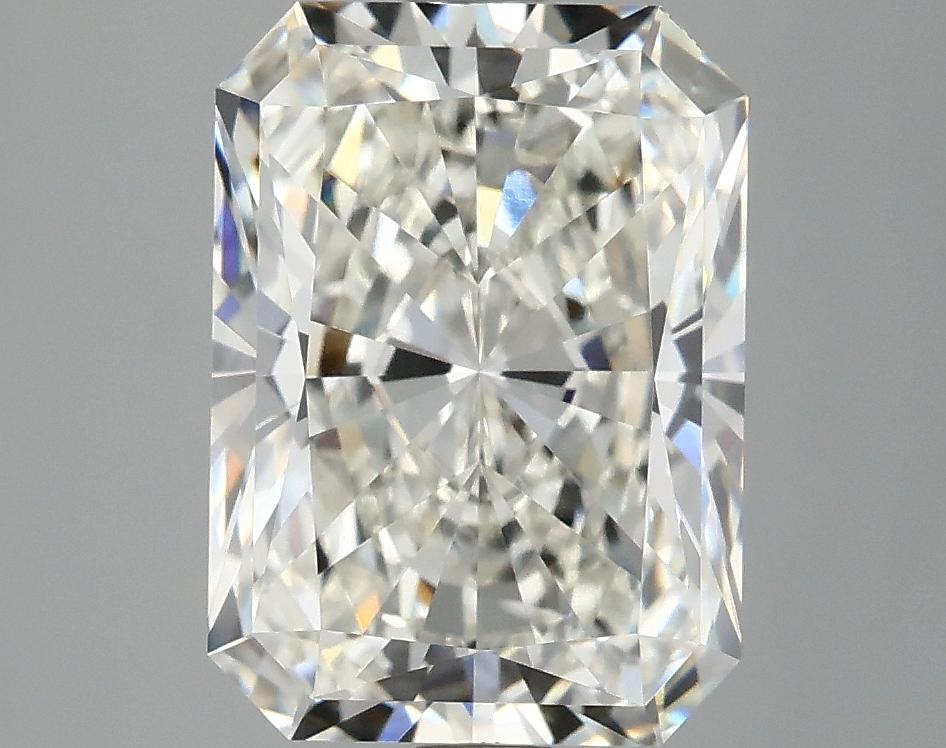 3.87 Carat Radiant Shaped Excellent Cut VVS2 IGI Certified Lab Grown Diamond