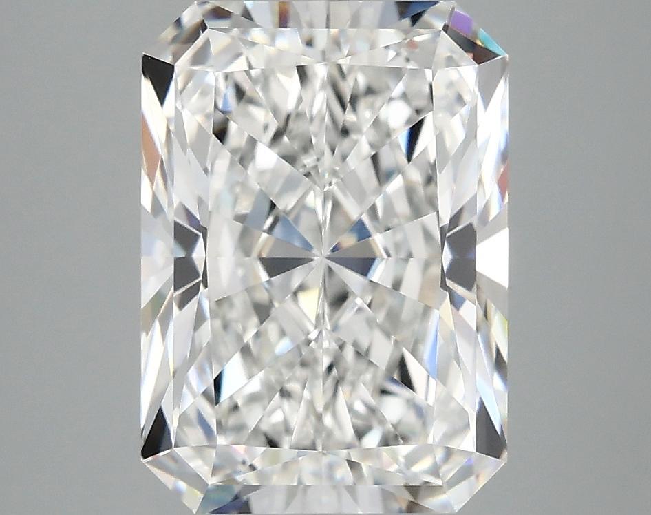 4.07 Carat Radiant Shaped Ideal Cut VVS2 IGI Certified Lab Grown Diamond