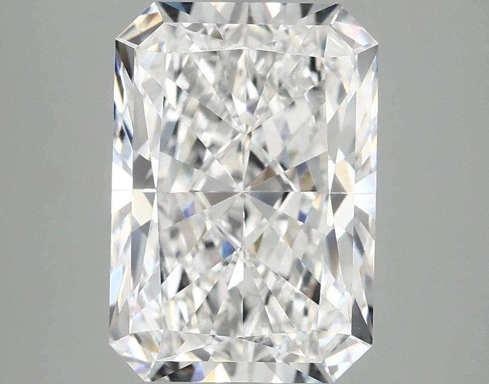 4.07 Carat Radiant Shaped Ideal Cut VVS2 IGI Certified Lab Grown Diamond