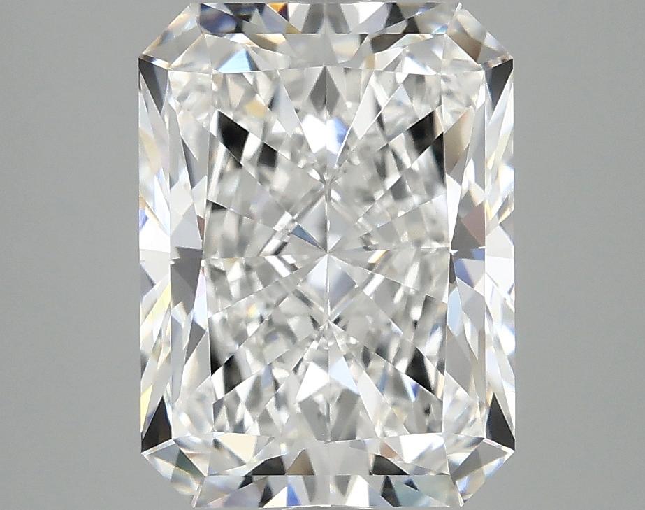 3.91 Carat Radiant Shaped Excellent Cut VVS2 IGI Certified Lab Grown Diamond