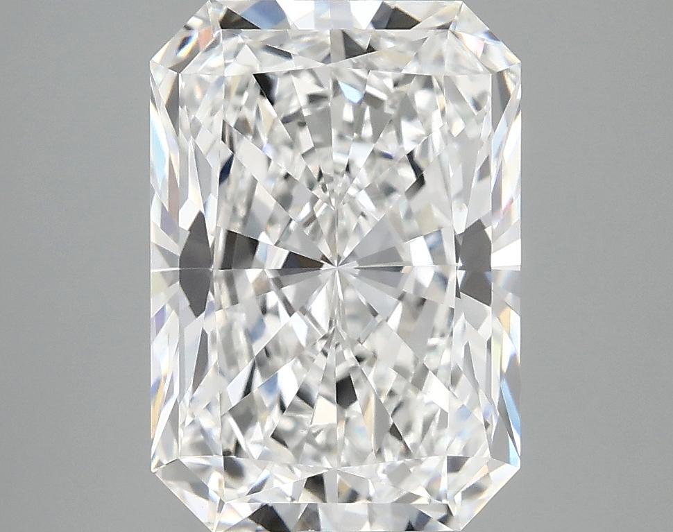3.81 Carat Radiant Shaped Ideal Cut VVS2 IGI Certified Lab Grown Diamond
