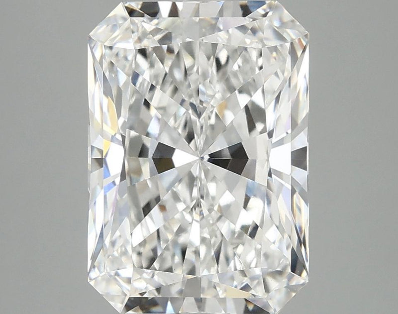 4.1 Carat Radiant Shaped Ideal Cut VVS2 IGI Certified Lab Grown Diamond