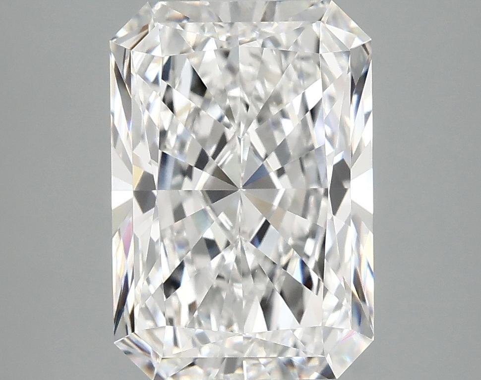 4.03 Carat Radiant Shaped Ideal Cut VVS2 IGI Certified Lab Grown Diamond