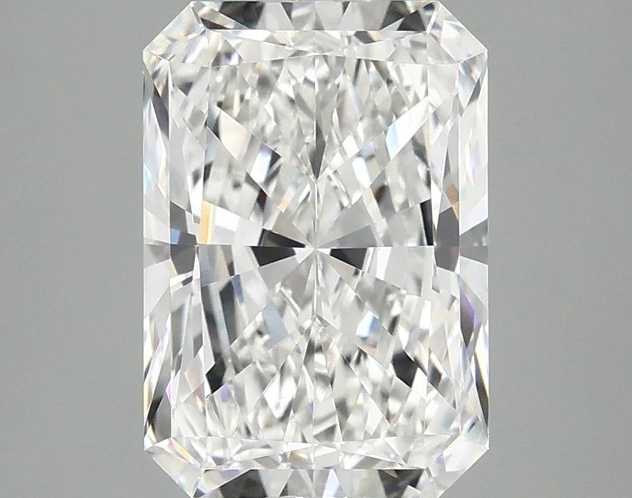 3.04 Carat Radiant Shaped Ideal Cut VVS2 IGI Certified Lab Grown Diamond