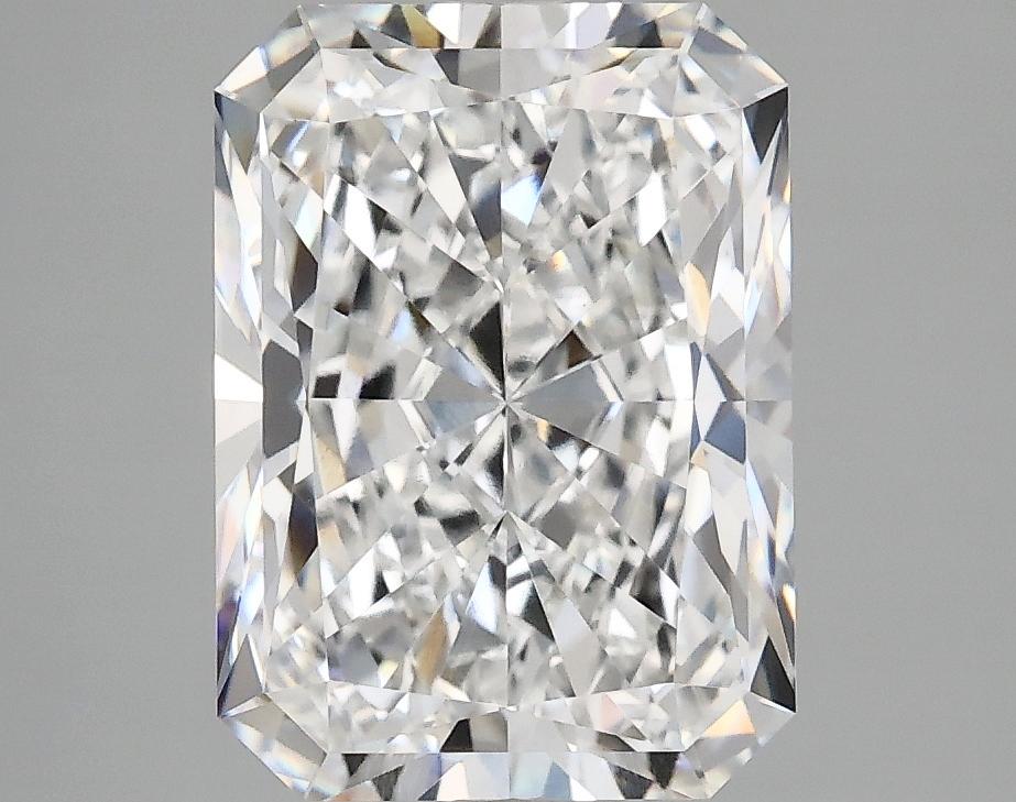 3.91 Carat Radiant Shaped Excellent Cut VVS2 IGI Certified Lab Grown Diamond