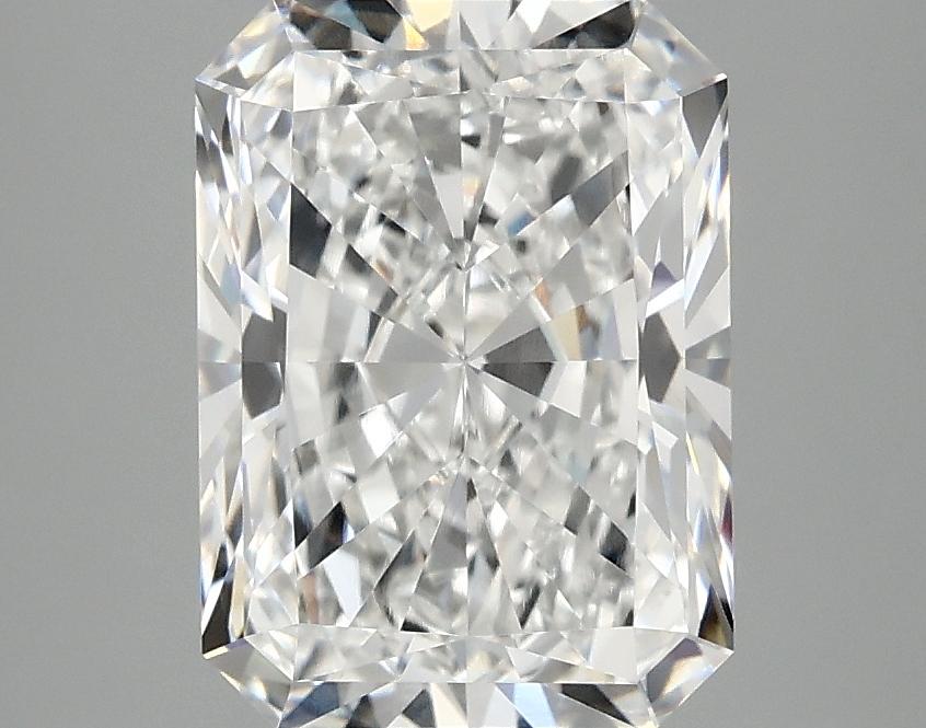 3.09 Carat Radiant Shaped Excellent Cut VS1 IGI Certified Lab Grown Diamond