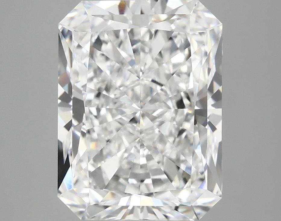 4.09 Carat Radiant Shaped Excellent Cut VVS2 IGI Certified Lab Grown Diamond