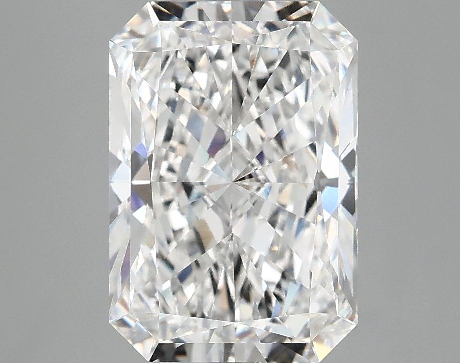 3.67 Carat Radiant Shaped Ideal Cut VS1 IGI Certified Lab Grown Diamond