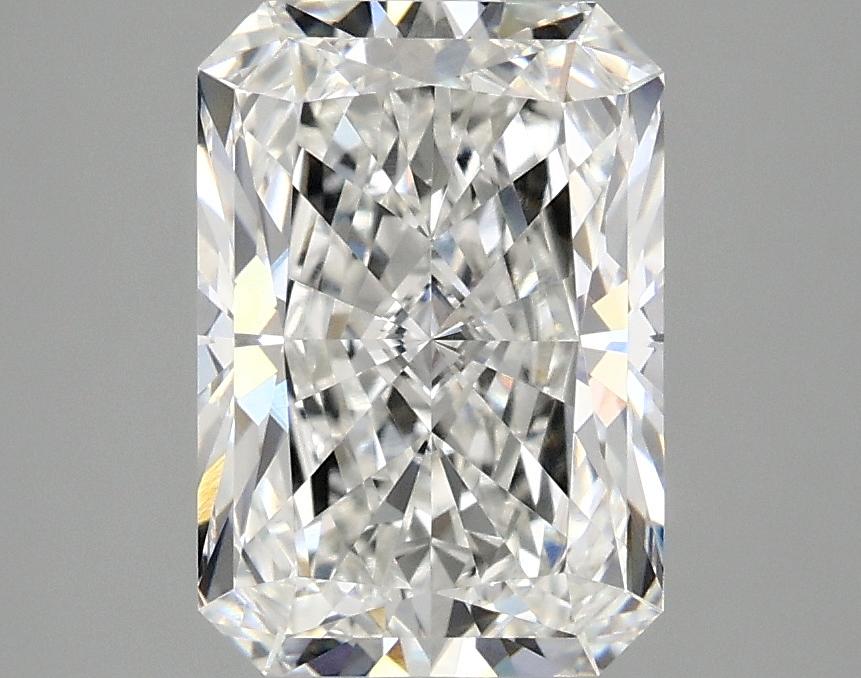 2.92 Carat Radiant Shaped Ideal Cut VVS2 IGI Certified Lab Grown Diamond