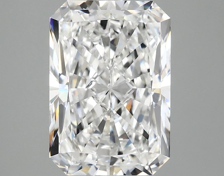 2.91 Carat Radiant Shaped Ideal Cut VVS2 IGI Certified Lab Grown Diamond