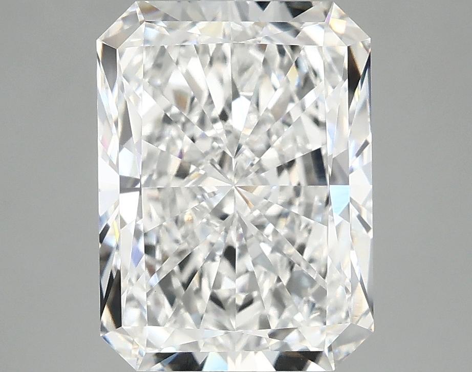 4.01 Carat Radiant Shaped Excellent Cut VVS2 IGI Certified Lab Grown Diamond