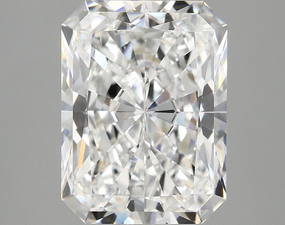 3.07 Carat Radiant Shaped Excellent Cut VVS2 IGI Certified Lab Grown Diamond