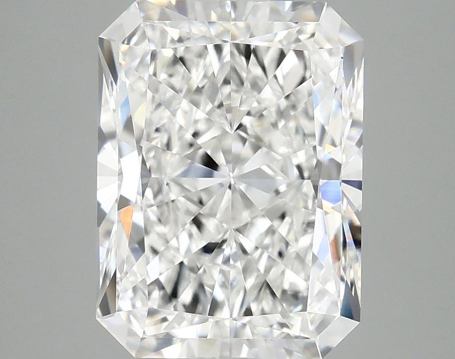 3.91 Carat Radiant Shaped Excellent Cut VVS2 IGI Certified Lab Grown Diamond