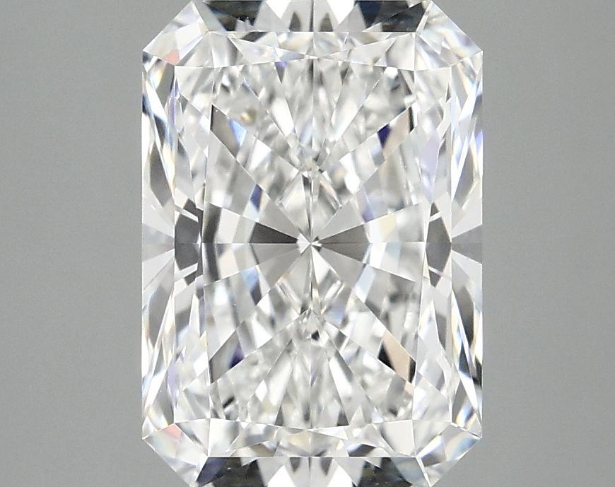 3.09 Carat Radiant Shaped Ideal Cut VVS2 IGI Certified Lab Grown Diamond