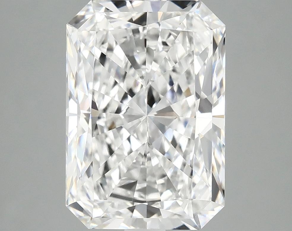 3.82 Carat Radiant Shaped Ideal Cut VVS2 IGI Certified Lab Grown Diamond