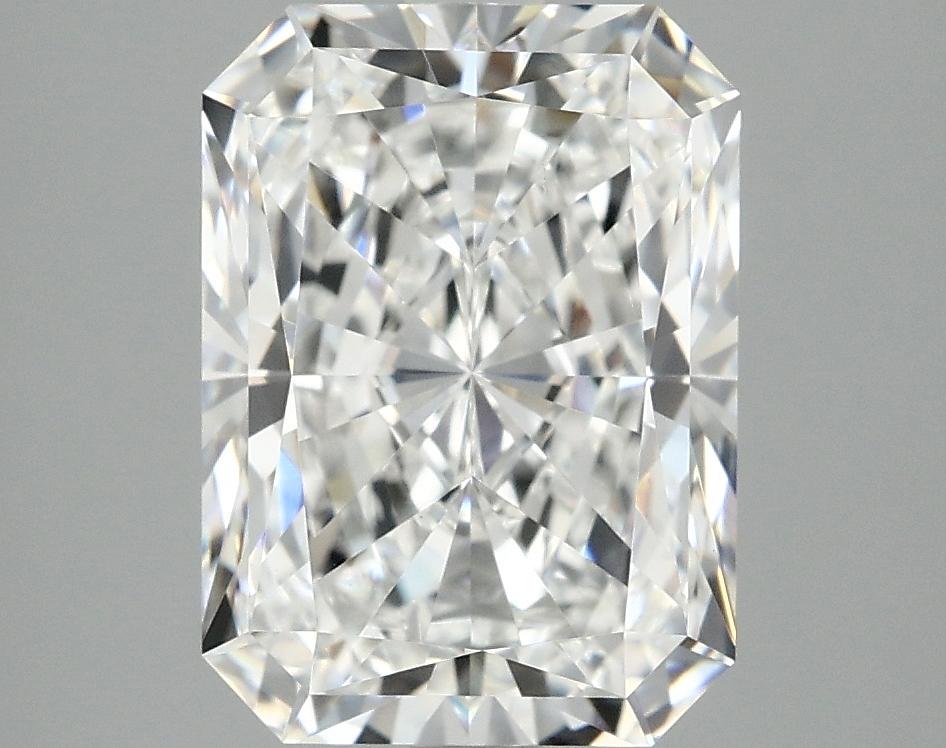 4.08 Carat Radiant Shaped Excellent Cut VS1 IGI Certified Lab Grown Diamond