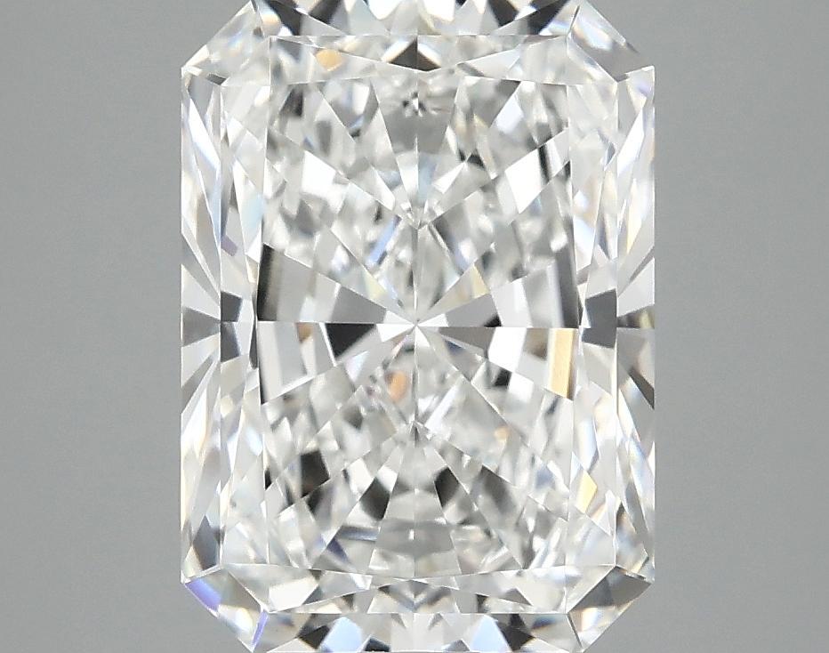 3.87 Carat Radiant Shaped Excellent Cut VVS2 IGI Certified Lab Grown Diamond