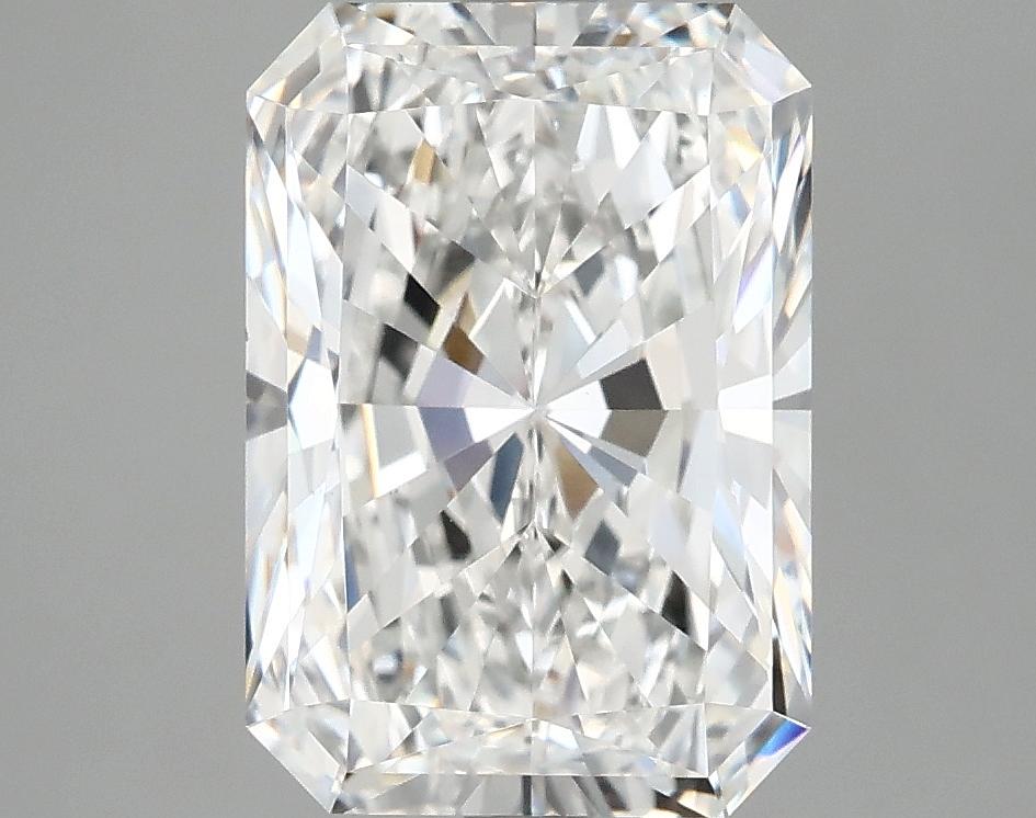 3.98 Carat Radiant Shaped Ideal Cut VVS2 IGI Certified Lab Grown Diamond