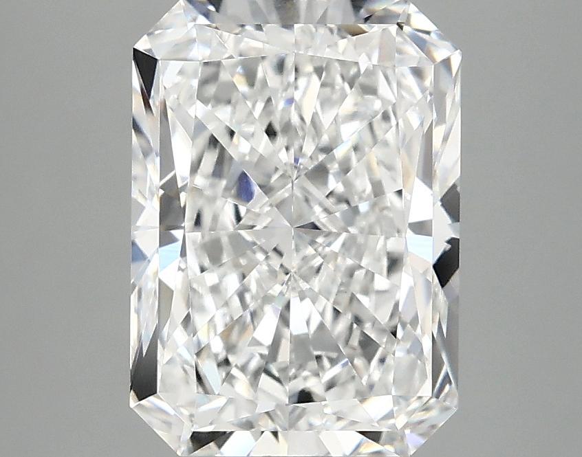 2.99 Carat Radiant Shaped Excellent Cut VVS2 IGI Certified Lab Grown Diamond