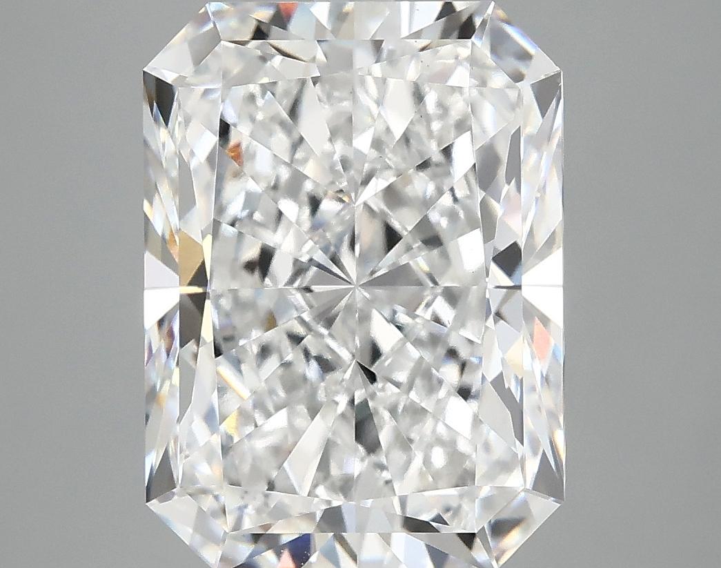 5.84 Carat Radiant Shaped Excellent Cut VS1 IGI Certified Lab Grown Diamond