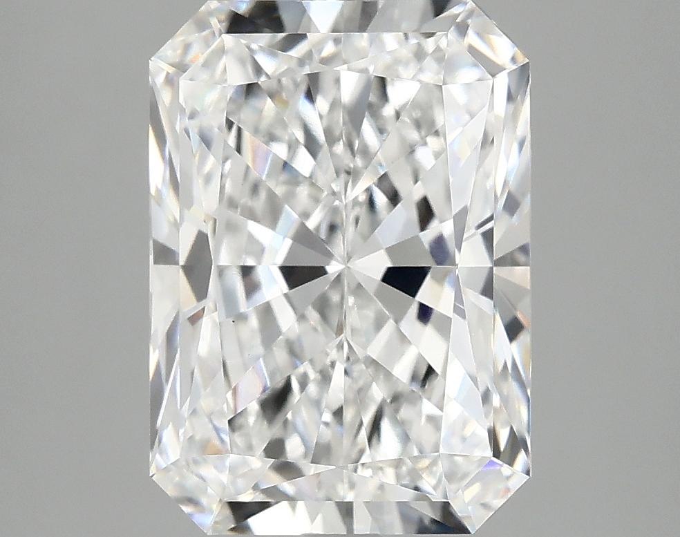 4.18 Carat Radiant Shaped Ideal Cut VS1 IGI Certified Lab Grown Diamond