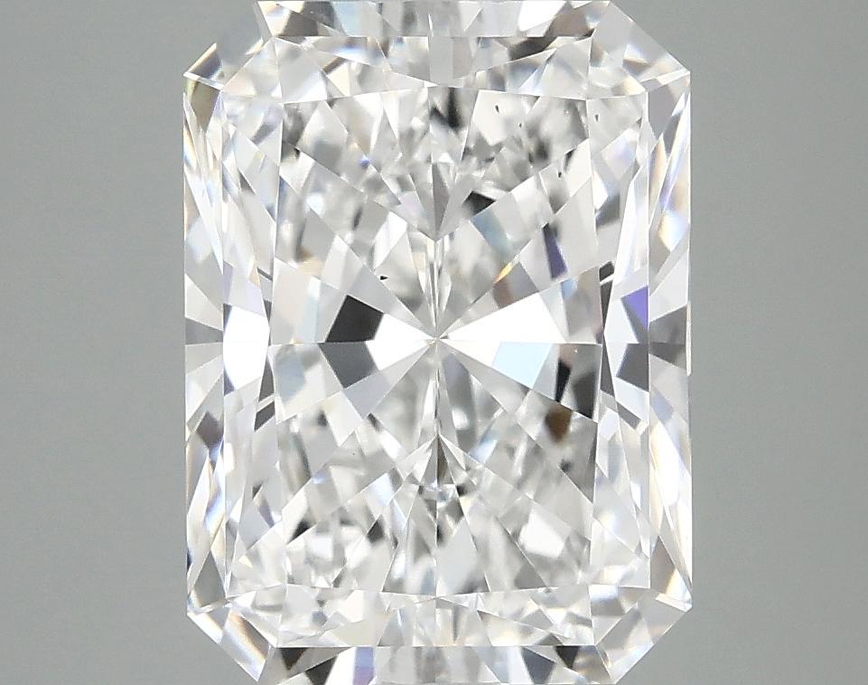 4.02 Carat Radiant Shaped Excellent Cut VS2 IGI Certified Lab Grown Diamond