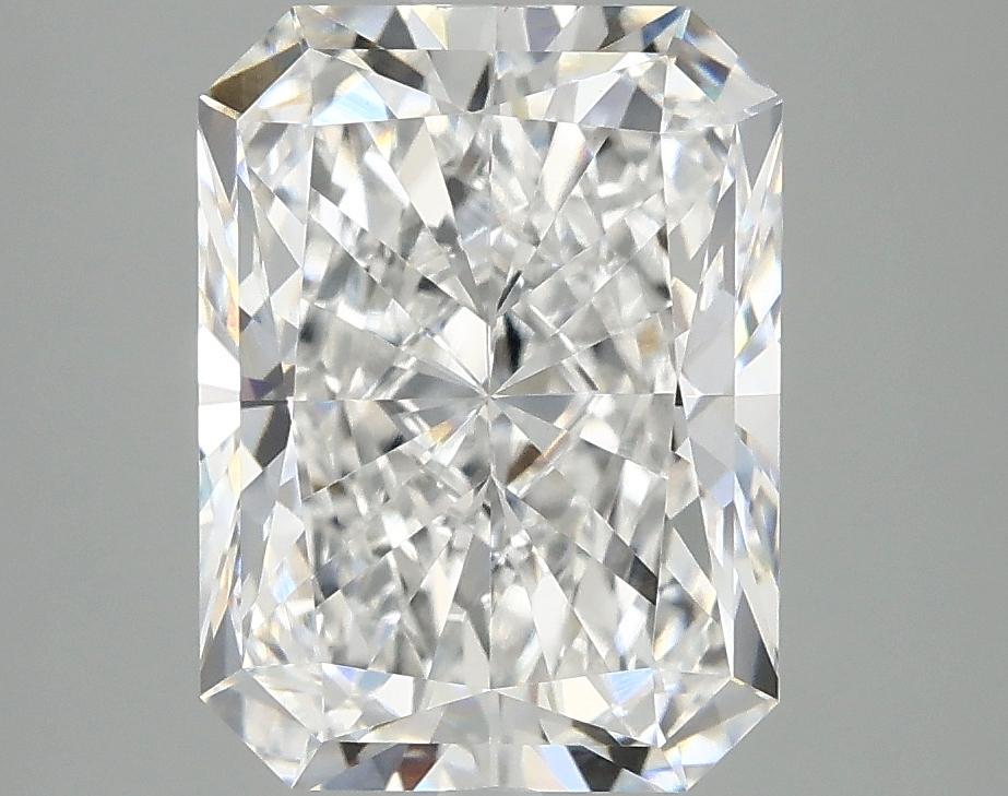 3.89 Carat Radiant Shaped Excellent Cut VVS2 IGI Certified Lab Grown Diamond