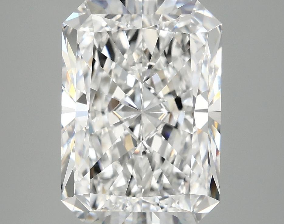 4.02 Carat Radiant Shaped Ideal Cut VVS2 IGI Certified Lab Grown Diamond