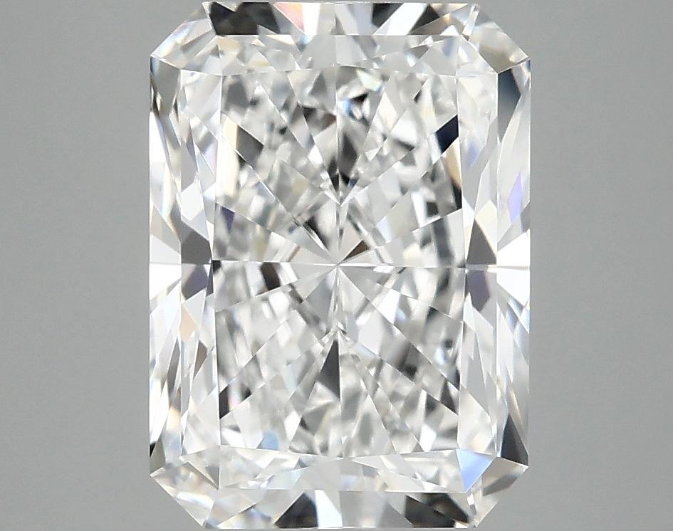 4.01 Carat Radiant Shaped Excellent Cut VVS2 IGI Certified Lab Grown Diamond