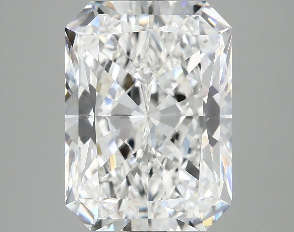 4.17 Carat Radiant Shaped Excellent Cut VVS2 IGI Certified Lab Grown Diamond