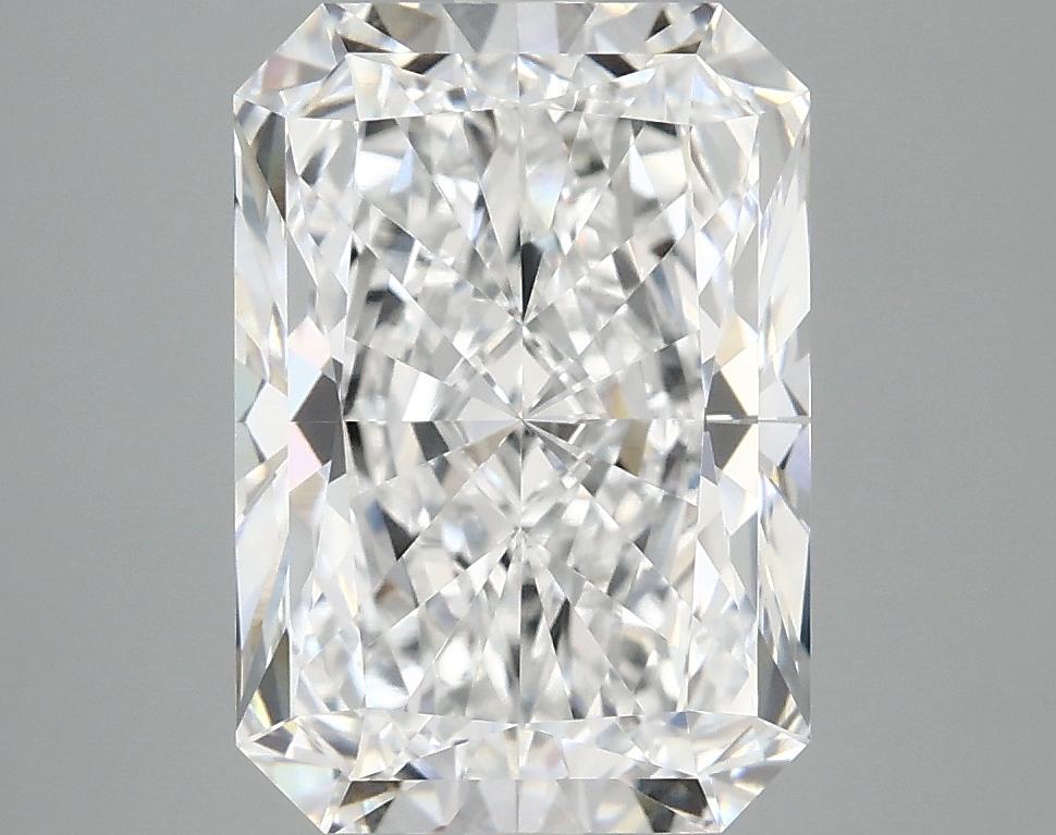 4.0 Carat Radiant Shaped Ideal Cut VVS2 IGI Certified Lab Grown Diamond