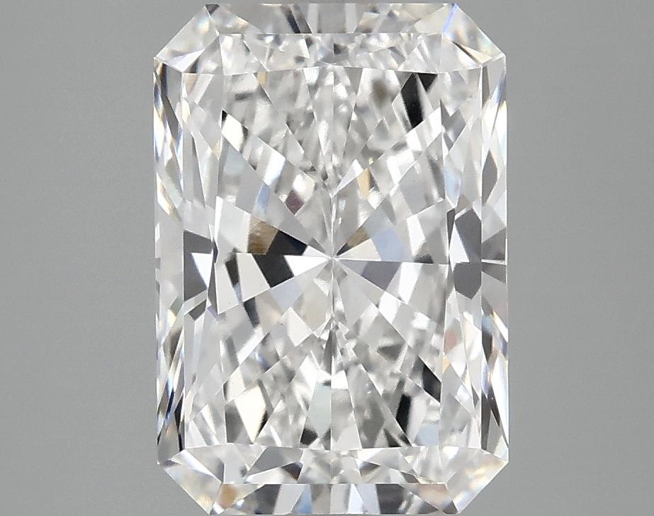 3.1 Carat Radiant Shaped Ideal Cut VVS2 IGI Certified Lab Grown Diamond