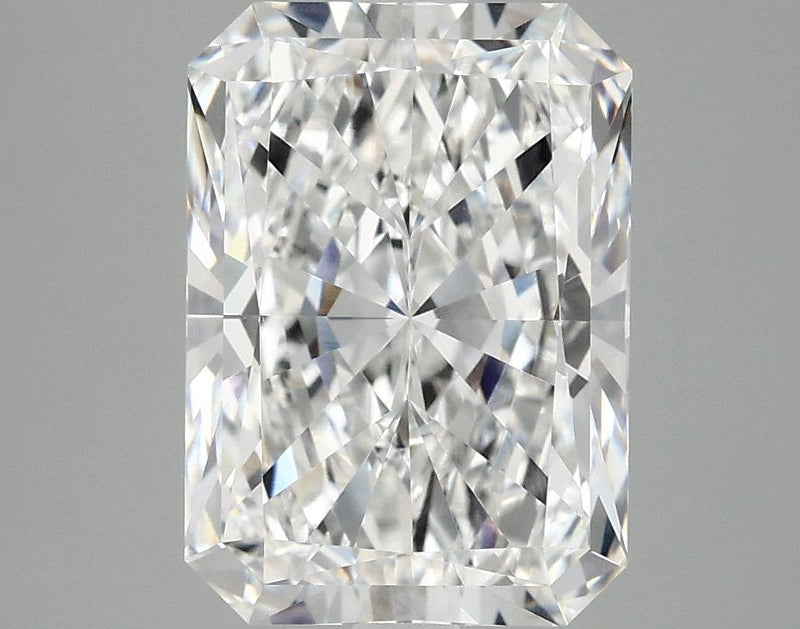 4.03 Carat Radiant Shaped Ideal Cut VVS2 IGI Certified Lab Grown Diamond