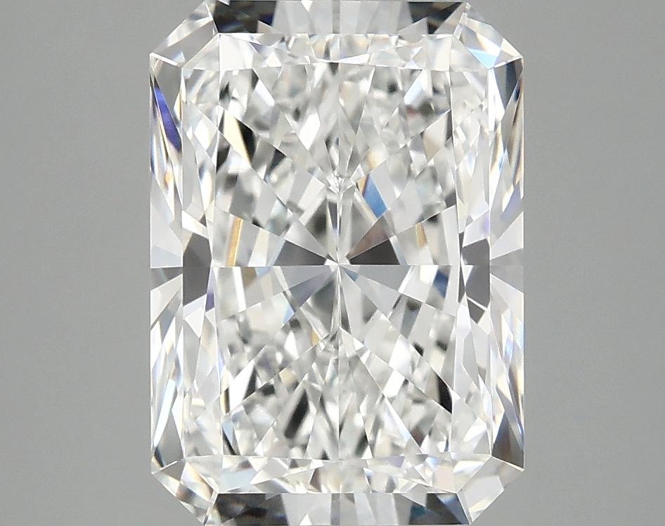 4.07 Carat Radiant Shaped Ideal Cut VVS2 IGI Certified Lab Grown Diamond