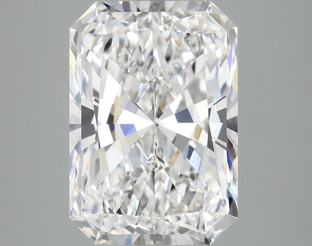 4.07 Carat Radiant Shaped Ideal Cut VVS2 IGI Certified Lab Grown Diamond