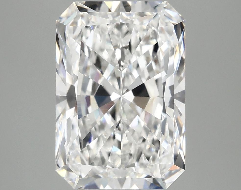 4.1 Carat Radiant Shaped Ideal Cut VVS2 IGI Certified Lab Grown Diamond