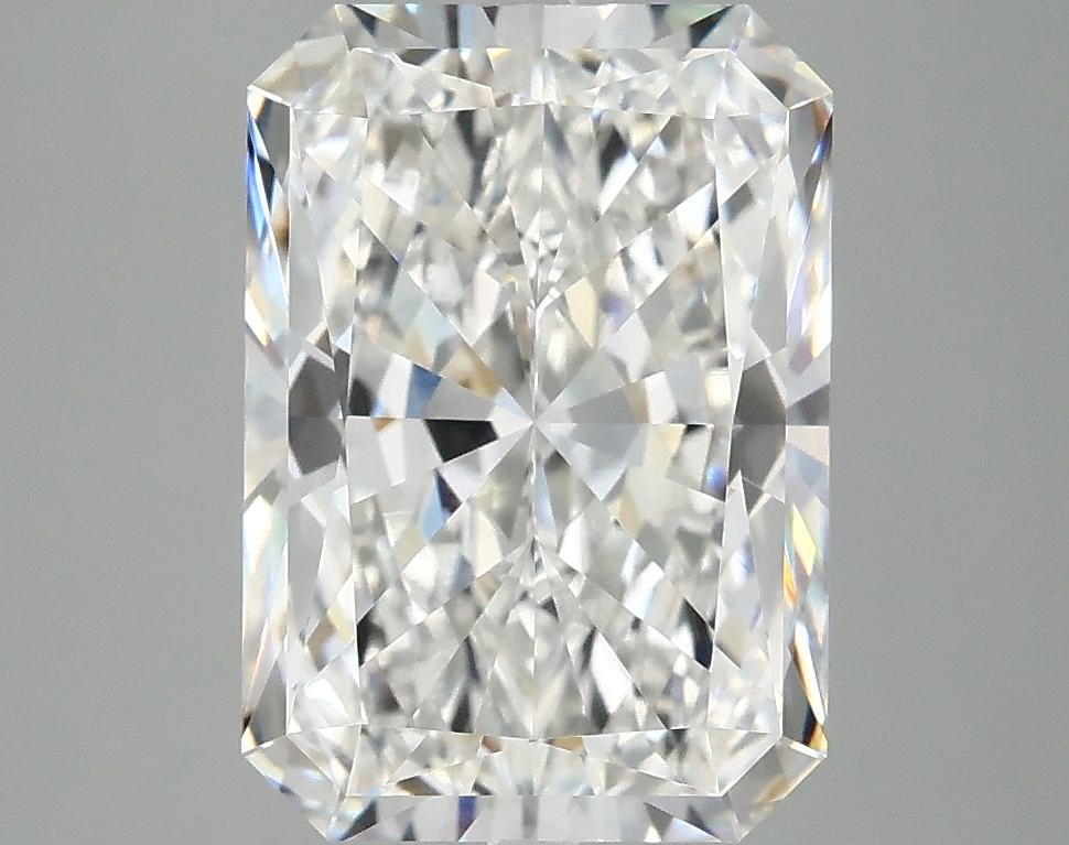 4.1 Carat Radiant Shaped Ideal Cut VVS2 IGI Certified Lab Grown Diamond