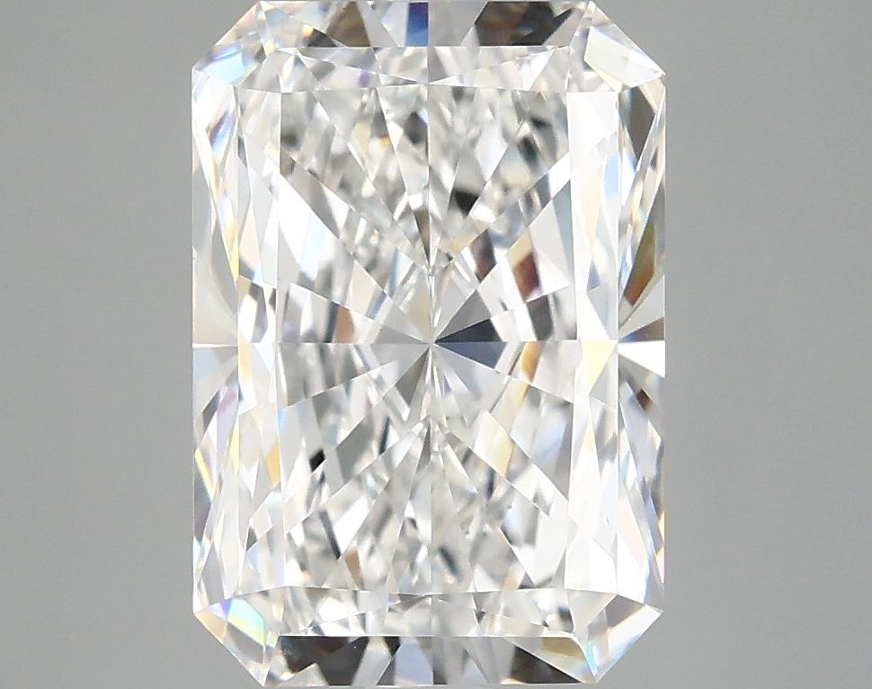 3.91 Carat Radiant Shaped Ideal Cut VVS2 IGI Certified Lab Grown Diamond