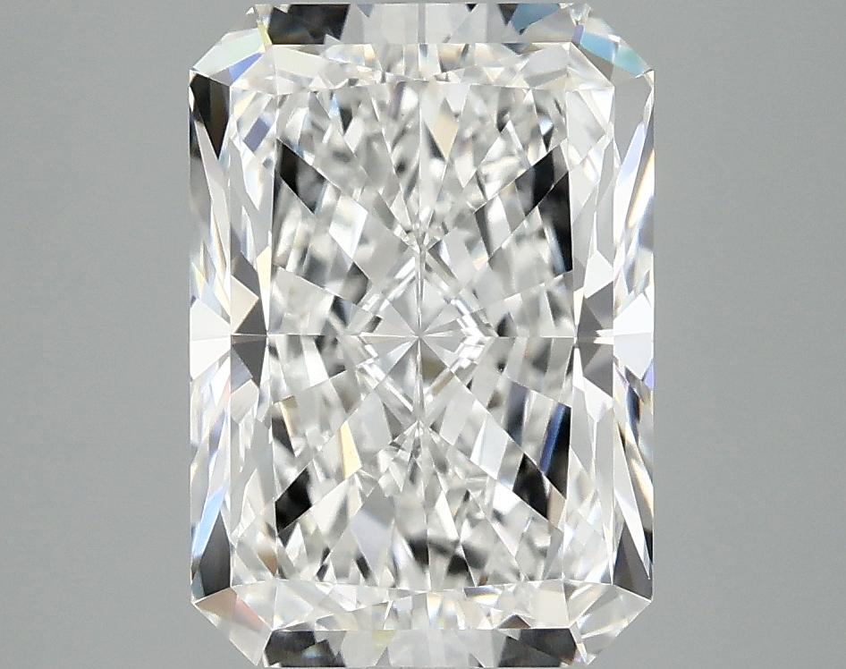 3.85 Carat Radiant Shaped Ideal Cut VVS2 IGI Certified Lab Grown Diamond