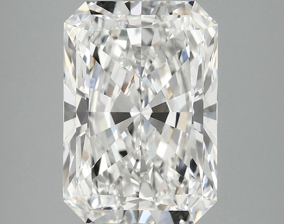 3.83 Carat Radiant Shaped Ideal Cut VVS2 IGI Certified Lab Grown Diamond