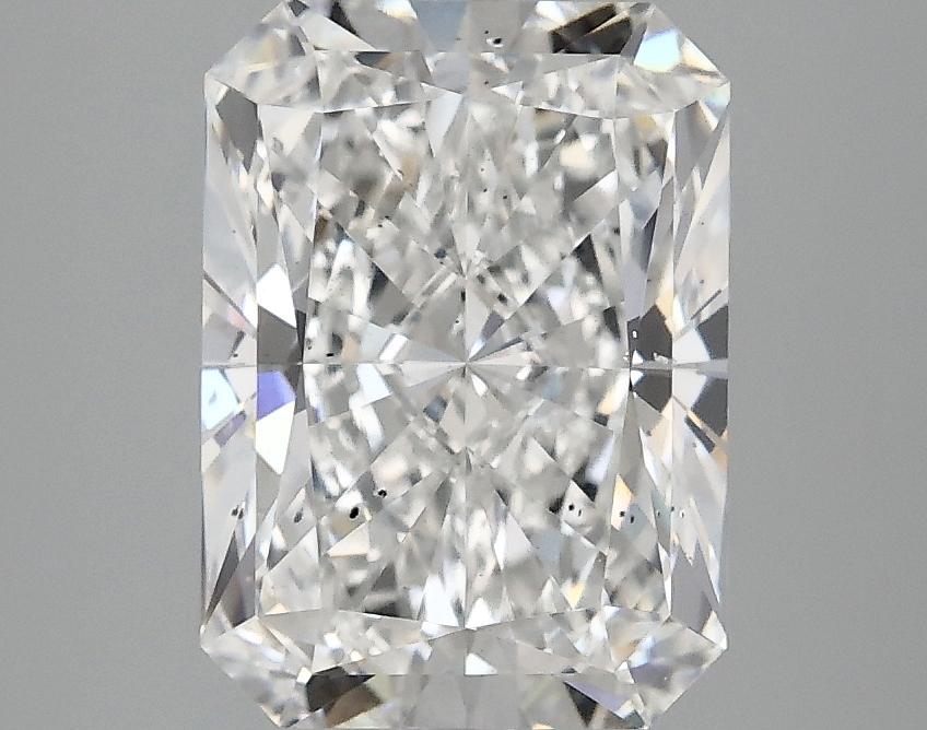 3.05 Carat Radiant Shaped Excellent Cut SI1 IGI Certified Lab Grown Diamond